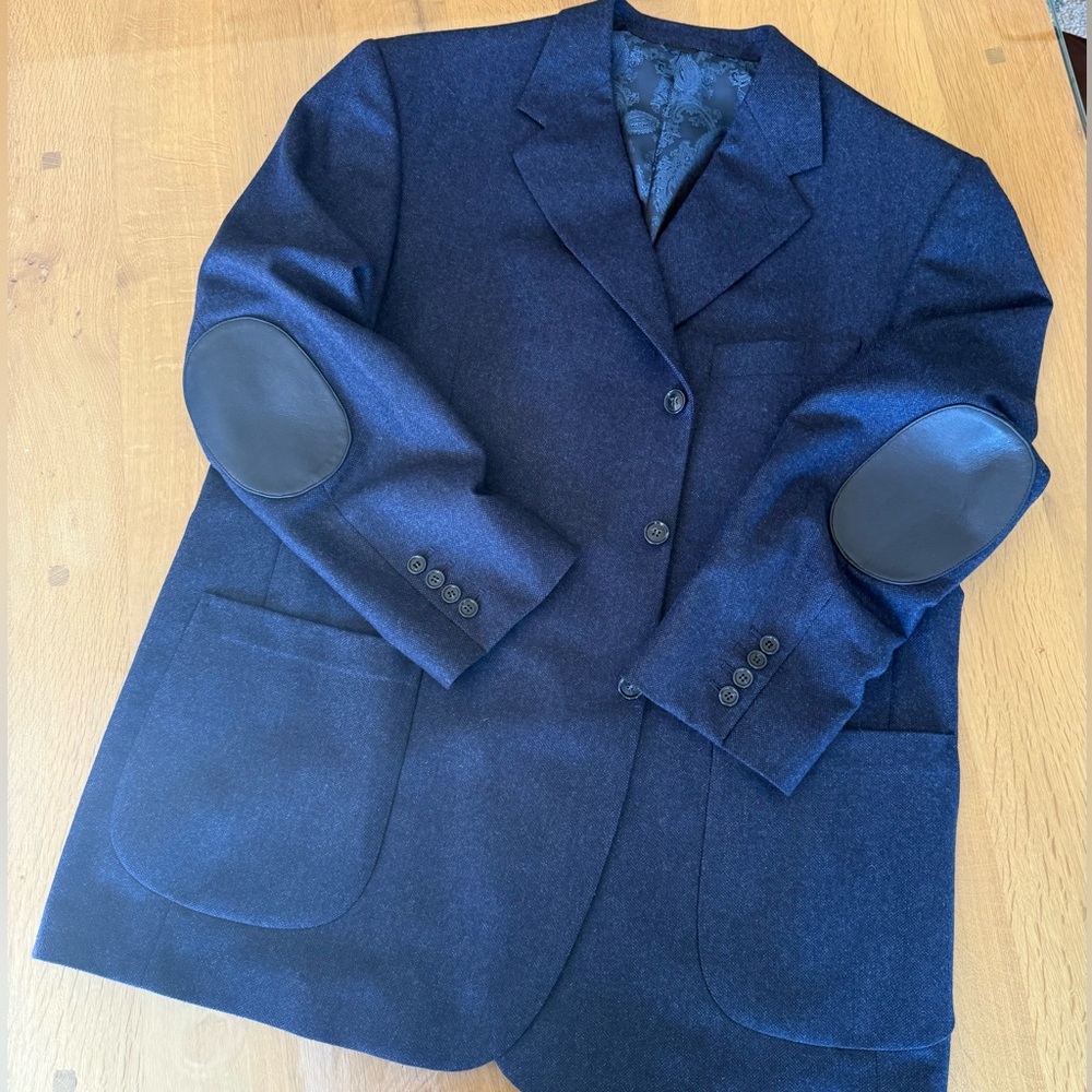Never worn! Austin Tailor Navy Blazer with Paisley Lining